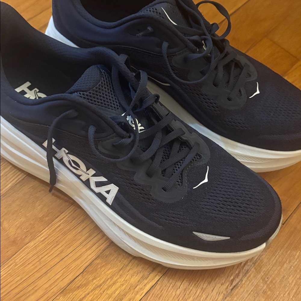 Hoka Bondi 9 navy Men’s size 13D